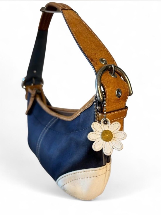 Coach Handbags - Coach Soho Lynn Vintage Hobo Bag 4431